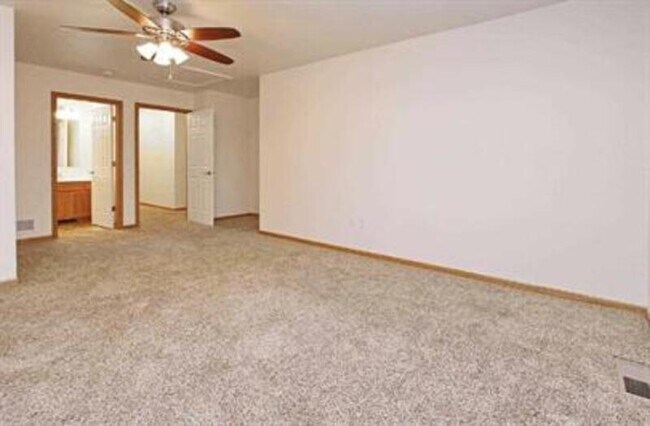 Building Photo - 2982 Heinz Rd