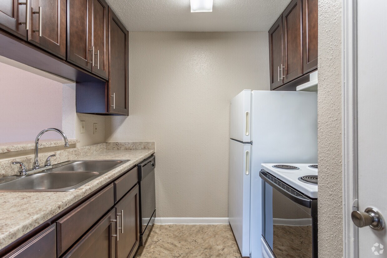 Kingswood Village Apartments Houston