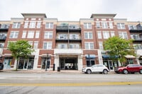 Building Photo - 7243 Madison St