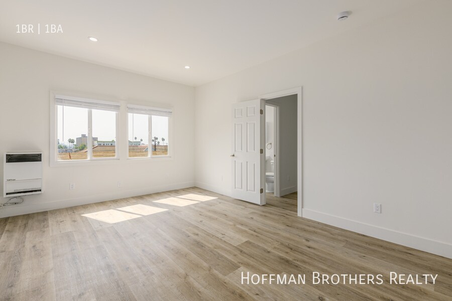 Building Photo - 1623 Mariposa Ave