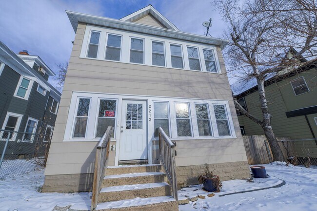 Building Photo - 2212 Glenwood Ave