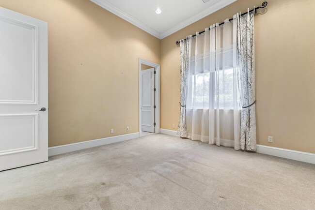 Building Photo - 11743 Bella Donna Ct