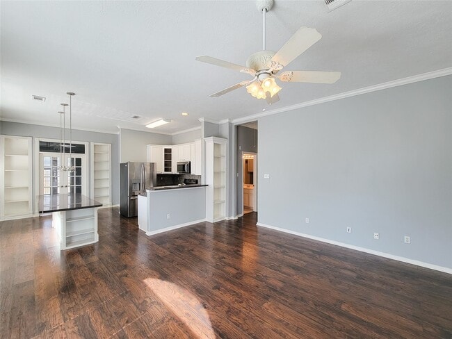 Building Photo - 12755 Mill Ridge Dr