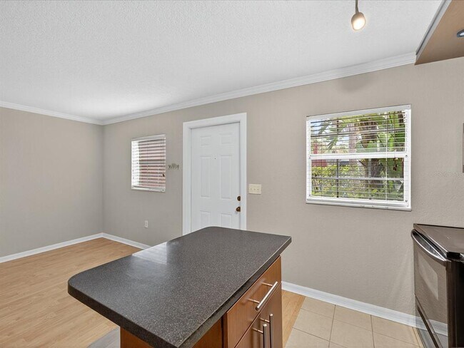 Building Photo - 2507 E Central Blvd