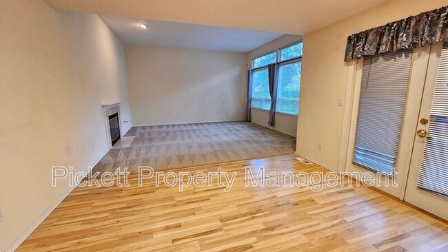 Building Photo - 12596 Deer Park Ln NW