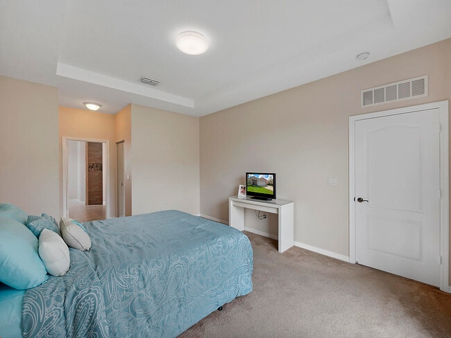 Building Photo - 9563 SW Flowermound Cir