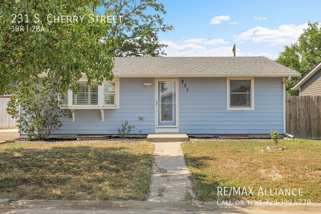 Primary Photo - 231 Cherry St