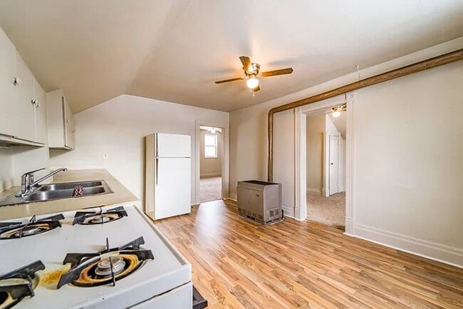 Building Photo - 629/631 Park Avenue