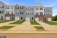 Building Photo - 394 Seeback Dr