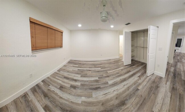 Building Photo - 16575 Old Cutler Rd