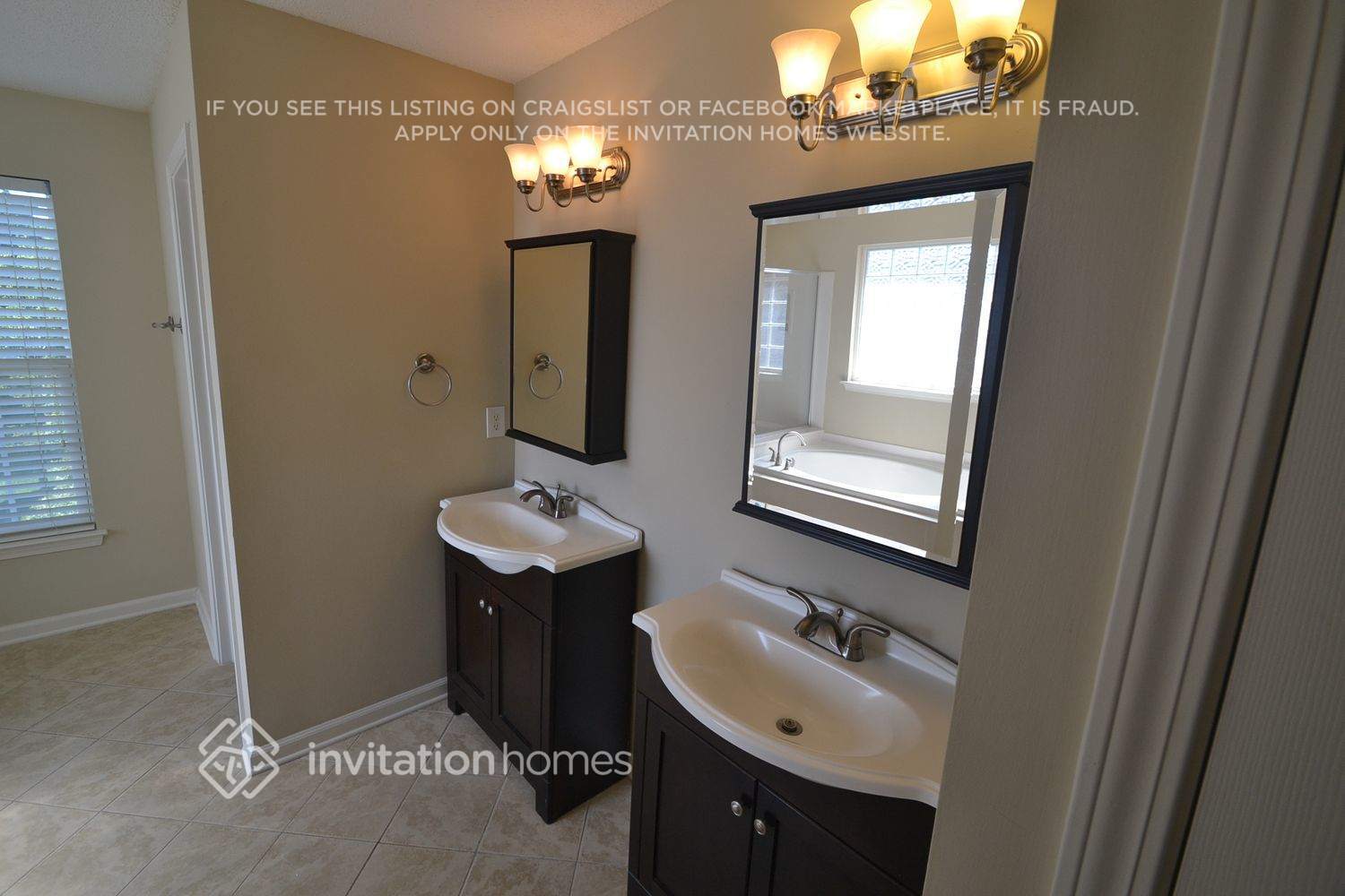 Building Photo - 8907 Walden Ridge Dr