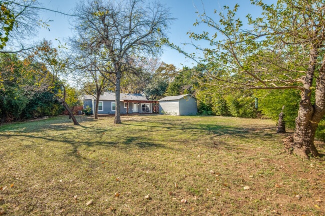 Building Photo - 4249 Aero Dr