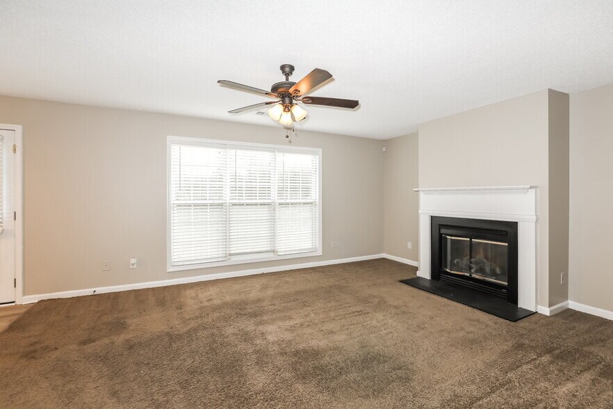 Building Photo - 5488 Vanity Joys Ln