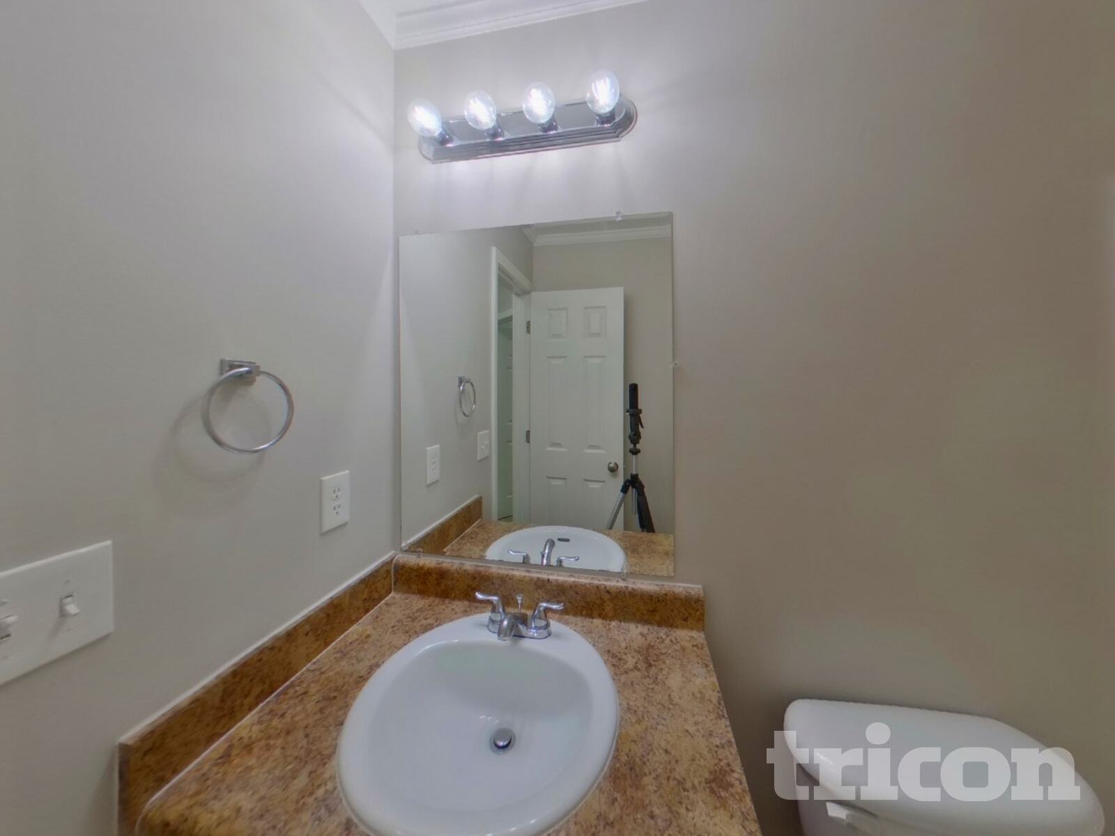 Building Photo - 153 Chesterbrook Ln