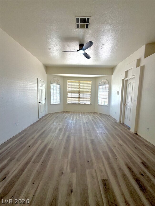 Building Photo - 6216 Pride Ln