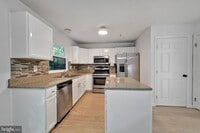 Building Photo - 7836 Foxfarm Ln