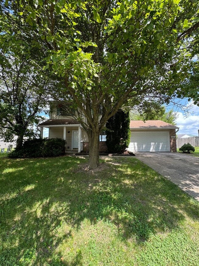 Building Photo - 182 Country Wood Dr