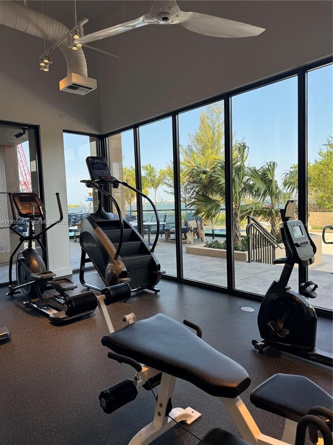 Building Photo - 11113 Biscayne Blvd