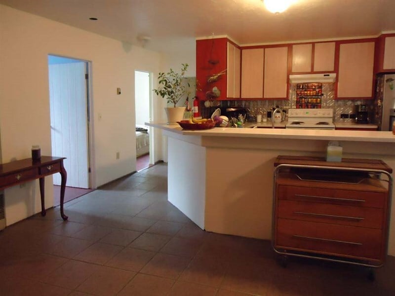 Kitchen - 4373 Upper Gold Creek Rd