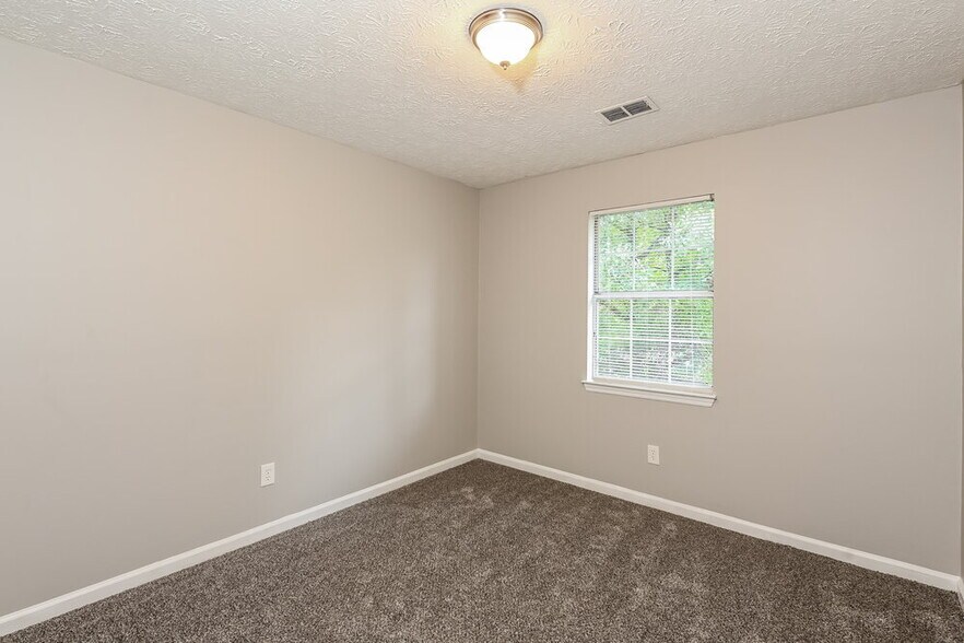 Building Photo - 2085 Corners Circle Trce