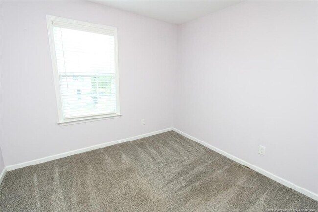 Building Photo - 1043 Myers Point Dr