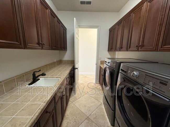 Building Photo - 4060 Chiavari Way