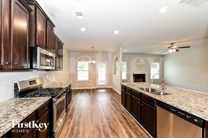 Building Photo - 145 Janney Cir