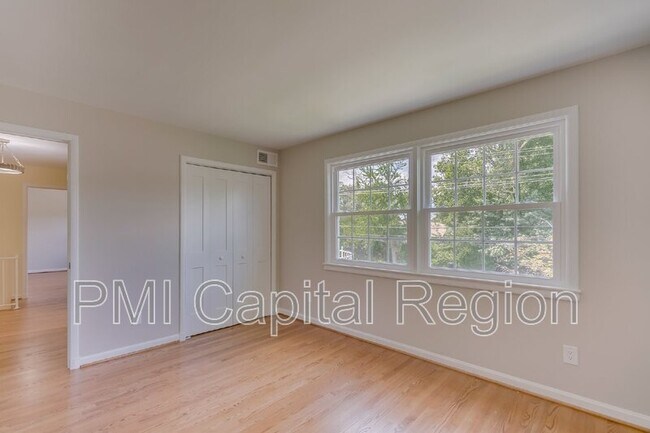 Building Photo - 7021 Whittier Blvd