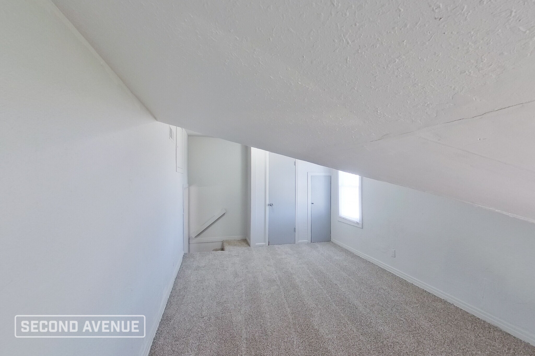 Building Photo - 2100 NE 26th St