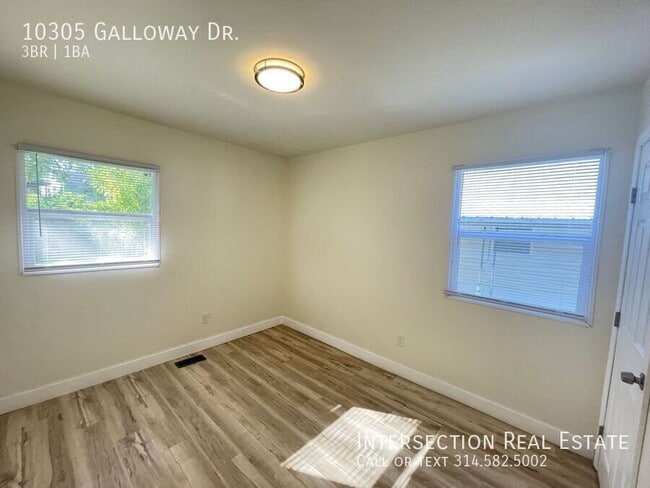 Building Photo - 10305 Galloway Dr