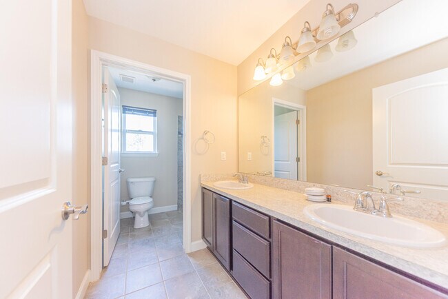 Building Photo - 51344 E Bourne Terrace