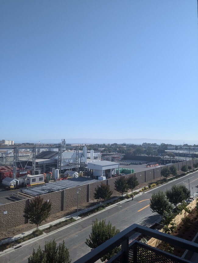 Building Photo - 3698 Vision Cmn