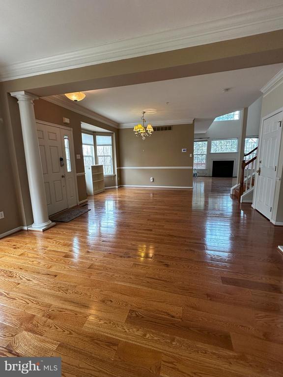 Building Photo - 147 Fringetree Dr