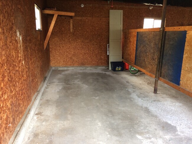 Building Photo - 402 McKinley Street