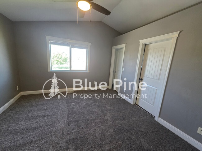 Building Photo - 1292 Hammerstone Dr