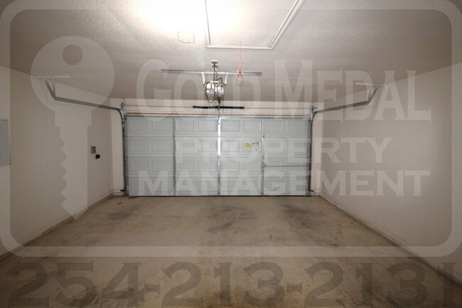 Building Photo - 3604 Llano Estacado Ct