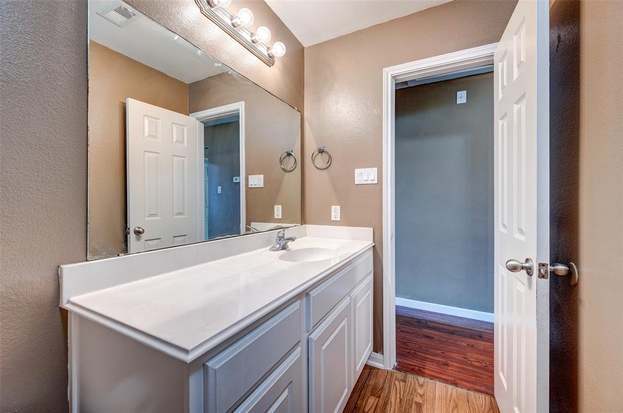Building Photo - 6814 Manor Terrace Ln