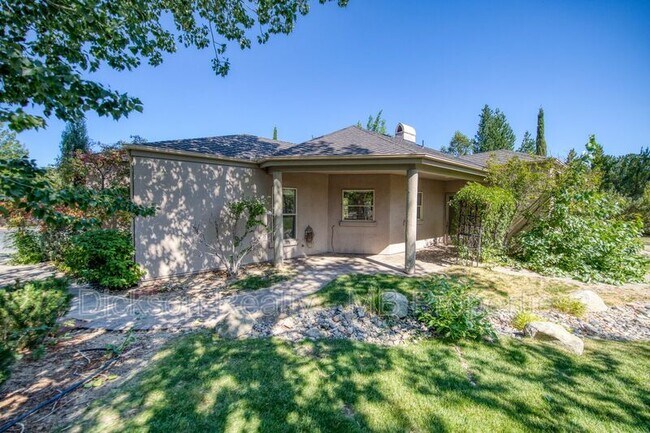 Building Photo - 4440 Juniper Trail