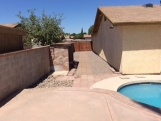Building Photo - EDENWOOD WEST POOL HOME