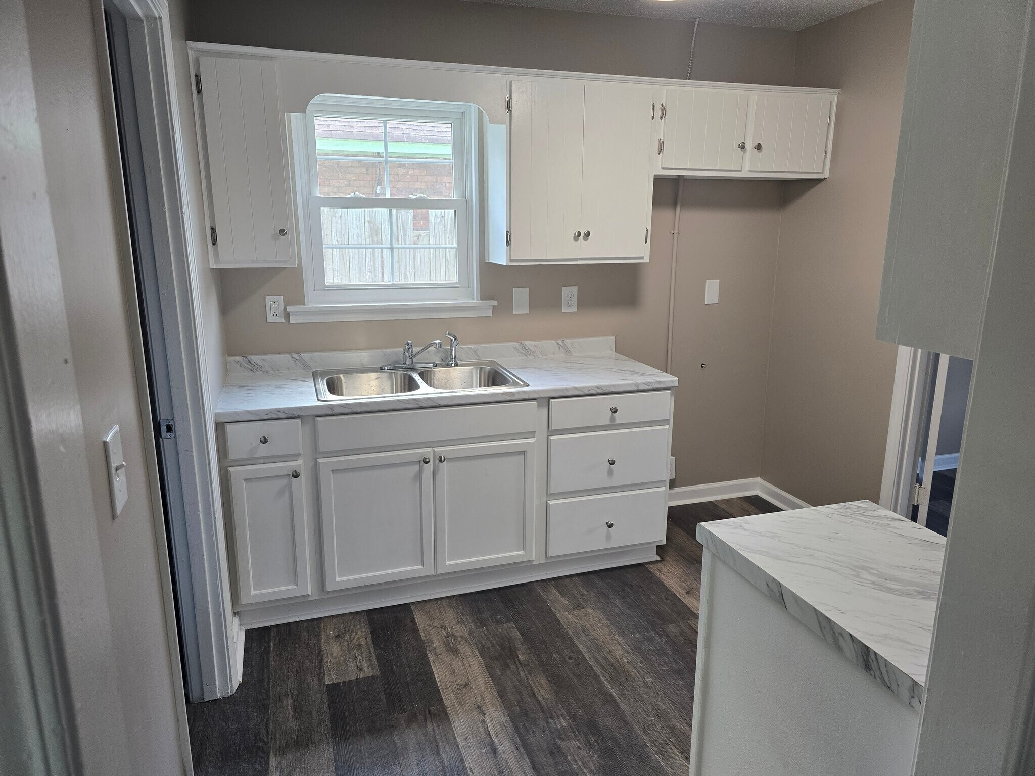 Building Photo - 4512 Hurlston Dr