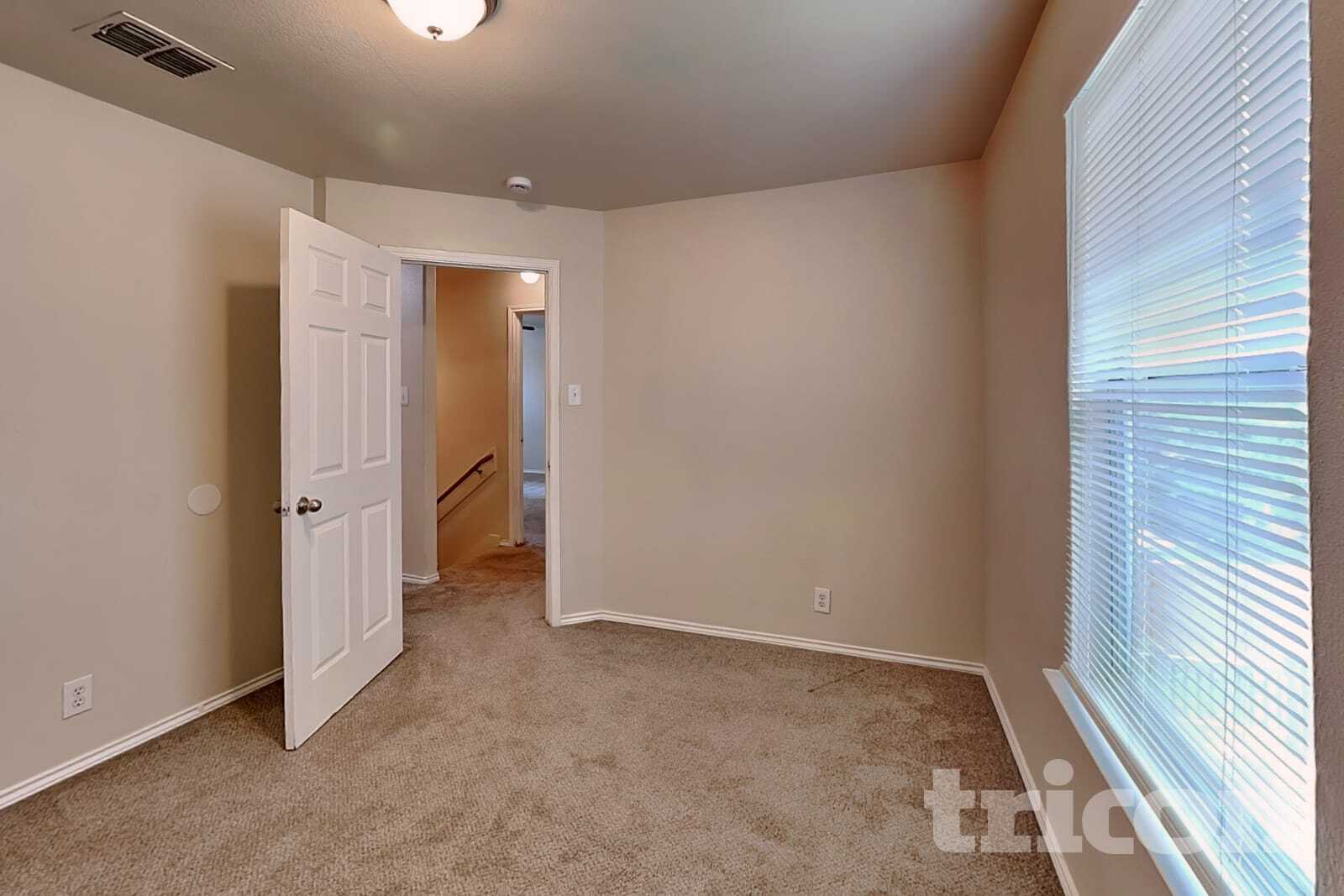 Building Photo - 5614 Red Canyon