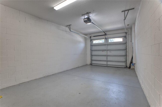 Building Photo - 14025 Millington St