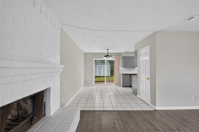 Building Photo - 4343 Brookhead Trail