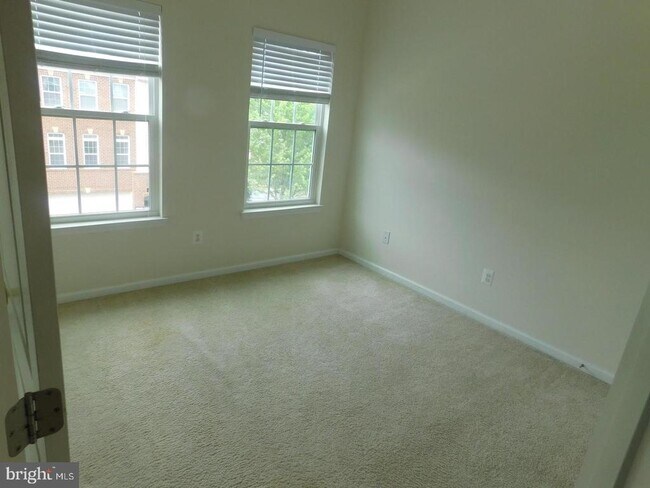Building Photo - 12705 Bedford Glen Way