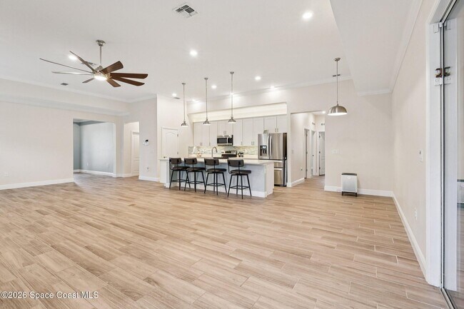 Building Photo - 5290 Hebron Dr