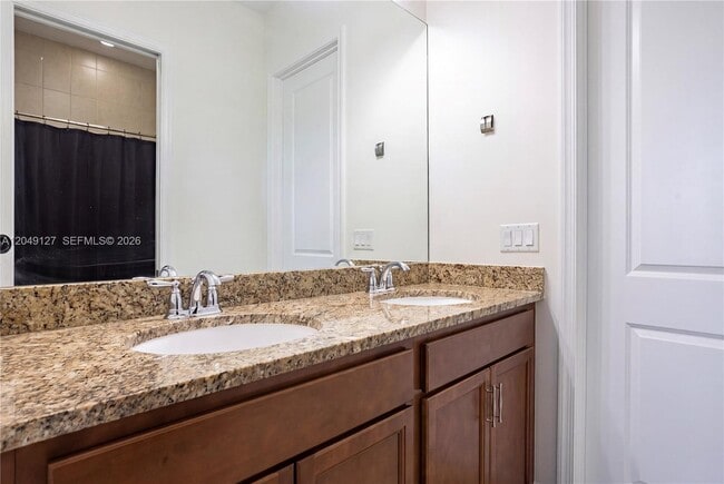 Building Photo - 5850 Whippoorwill Cir