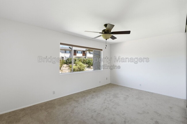Building Photo - 3550 Sandpiper Pl