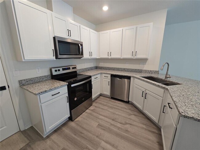 Building Photo - 9478 Westside Hls Dr