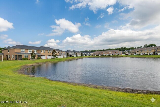 Building Photo - 5933 Bartram Village Dr