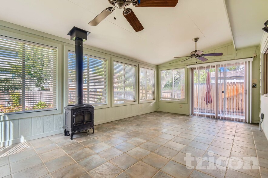 Building Photo - 17490 E Eldorado Cir
